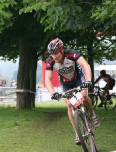 Ian Wilkinson (cyclist)