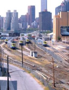 Long Island City station