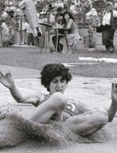 Vali Ionescu