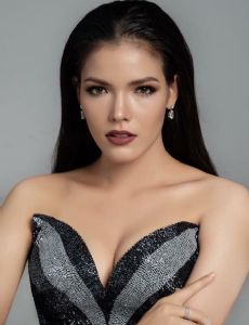 Paweensuda Drouin