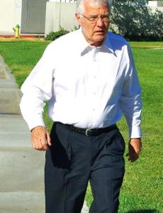 Ray Watson (broadcaster)