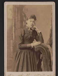 Lillian Thomas Fox