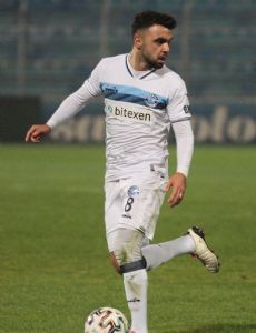 Sinan Kurt (footballer, born 1995)