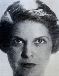 María Rosa Oliver