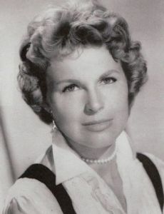 Betty Bennett (singer)