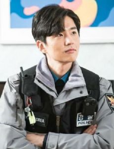 Shin Dong-wook