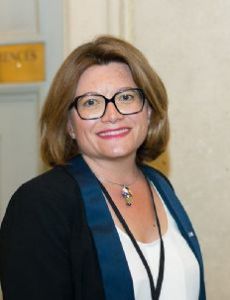 Stéphanie Kerbarh