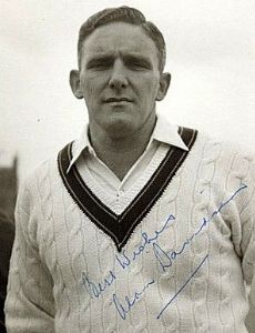 Alan Davidson (cricketer)