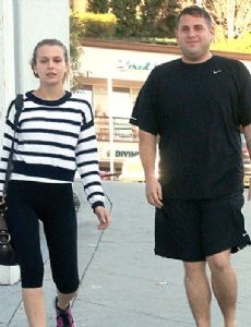 Jonah Hill and Isabelle McNally
