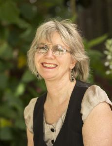 Karen Simpson Nikakis