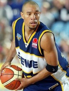 LaVell Blanchard