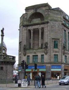 Edith Hughes (architect)