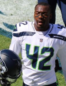 Delano Hill (American football)