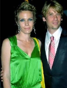 Roger Howarth and Cari Stahler