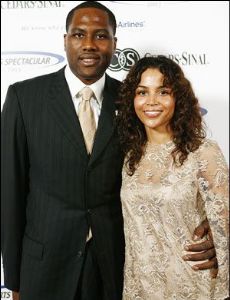 Elton Brand and Seneca Simmons