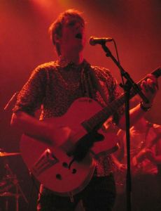 Tod Ashley (singer)
