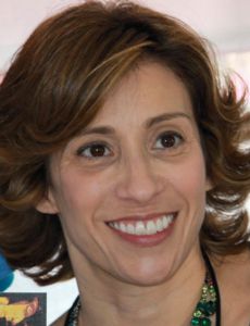 Kami Garcia