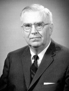 Allen Morris (historian)