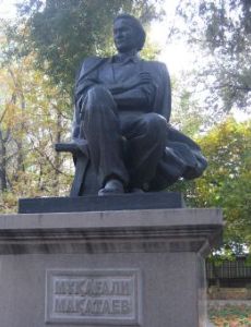 Mukaghali Makatayev
