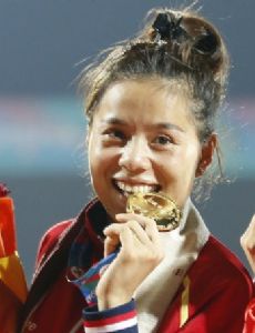 Nguyễn Thị Huyền (athlete)