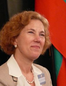 Elena Poptodorova
