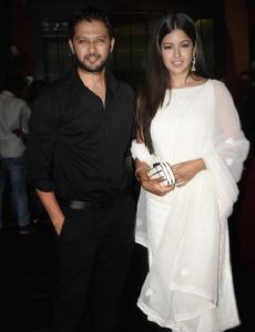 Ishita Dutta and Vatsal Seth