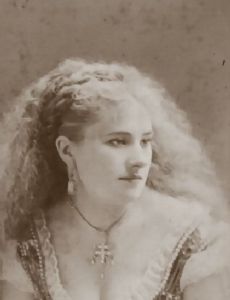 Pauline Markham