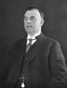 Malcolm McIntosh (politician)
