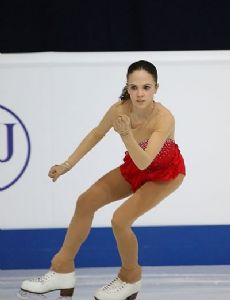Júlia Láng (figure skater)