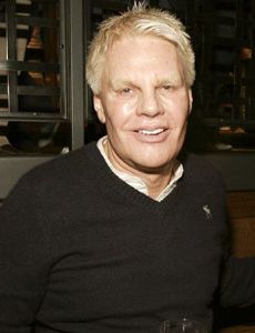 Mike Jeffries (CEO)