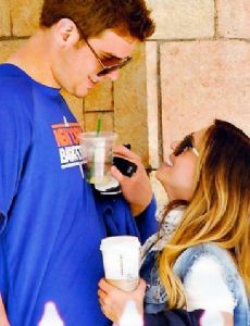 Georgios Bogris and Elli Kokkinou