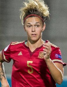 María Pilar León