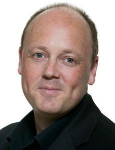 Chris Watson (singer)