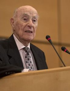 Julio Lacarte Muró