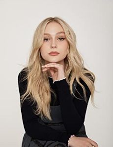 Alyvia Alyn Lind