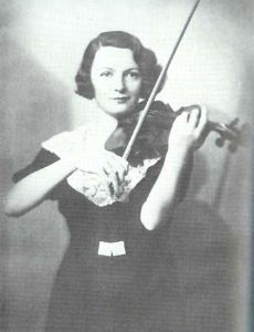 Ilona Fehér