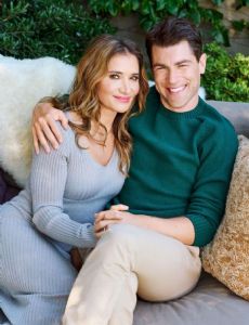 Max Greenfield and Tess Sanchez