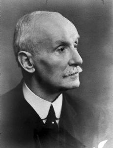 T. B. Hyslop