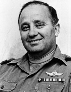 Yitzhak Hofi