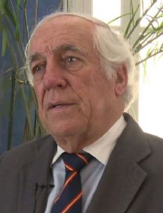 Carlos Espinosa de los Monteros y Bernaldo de Quirós