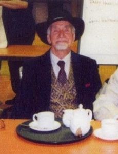 Roger Hall (artist)