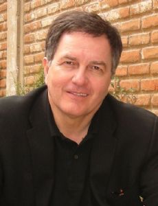 Roberto Ampuero