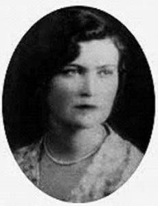 Esther Chapa