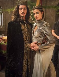 Bruna Marquezine and Johnny Massaro