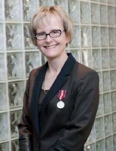 Anne Giardini