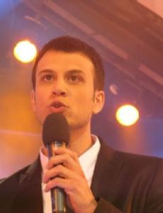 Assi Azar
