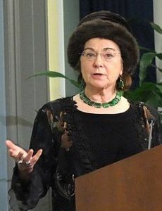 Elizabeth Fee