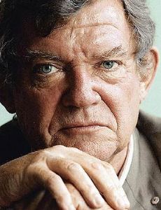 Robert Hughes