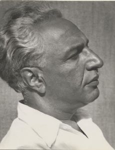 Gostan Zarian