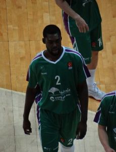 Viny Okouo